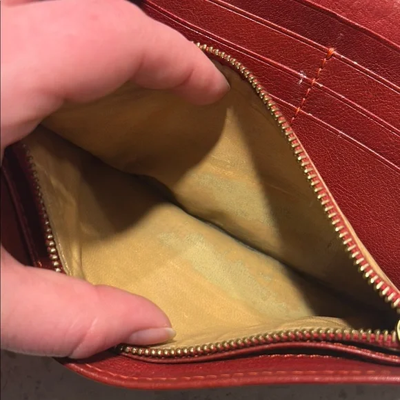 Chloe Red Leather Wallet - Picture 6 of 12